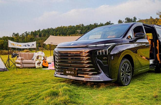 新定义家庭出行彻底终结“伪露营时代”冰球突破网站“露营神车”星海V9重(图2)